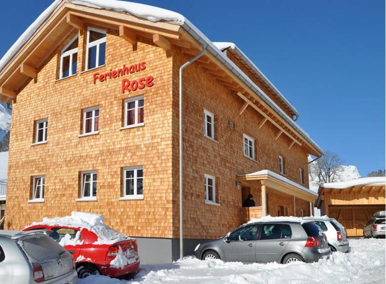 Haus Rose Lägenhet Schröcken Exteriör bild